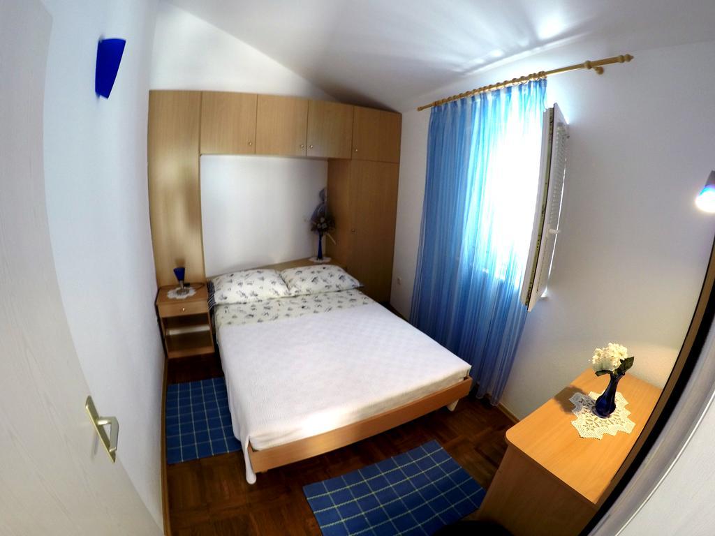 Apartments Ivic Бол Экстерьер фото
